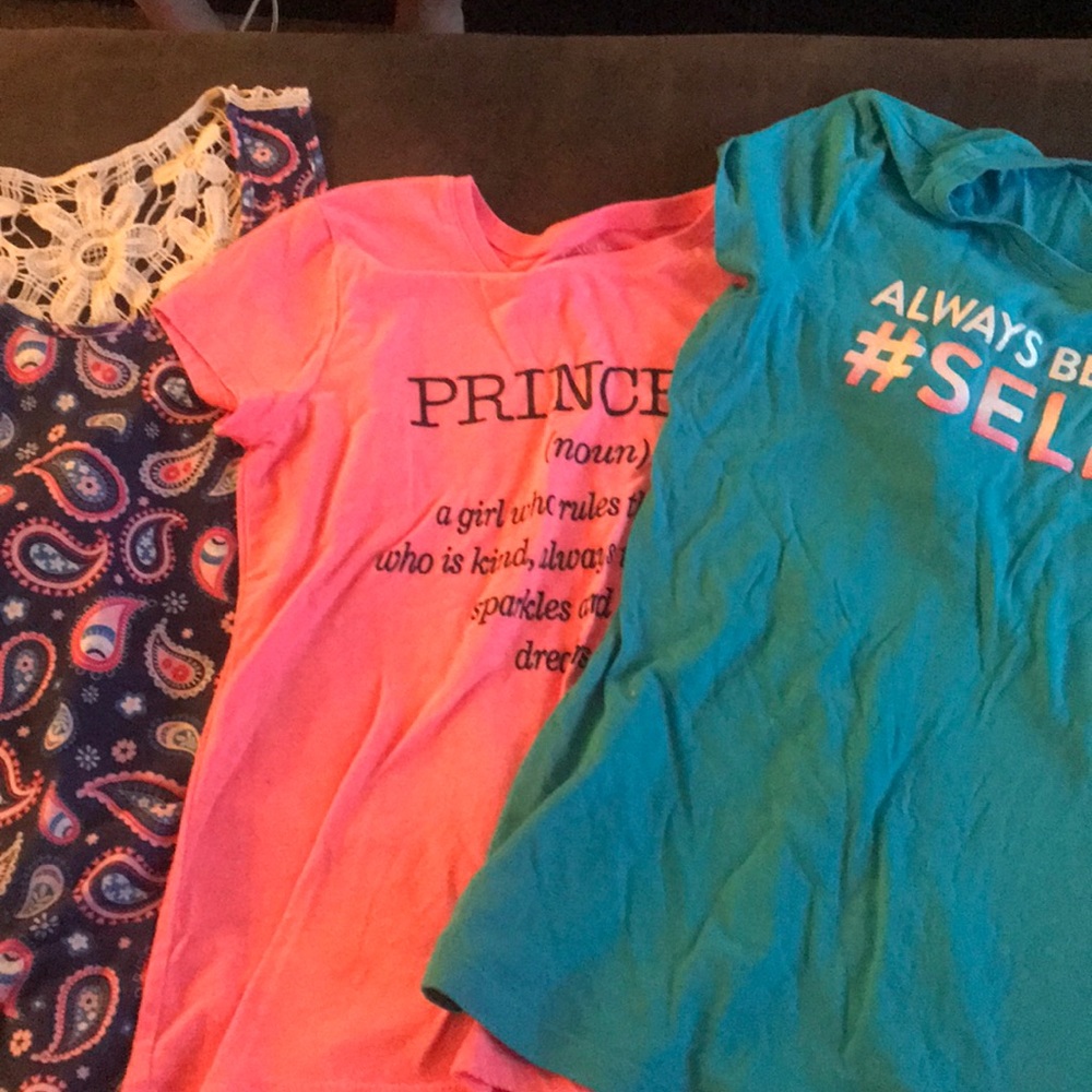 Shirt and tank lot
